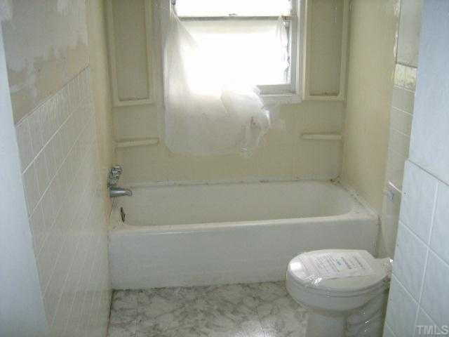 1634 Hamlin Road Durham, NC 27704 - Photo 5 of 7 Gallery Image 5