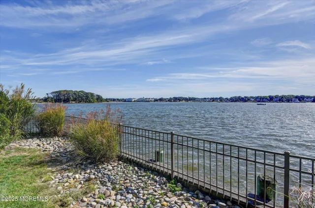 $5,999,000 | 1012 Brainard Place, Brielle, NJ 08730