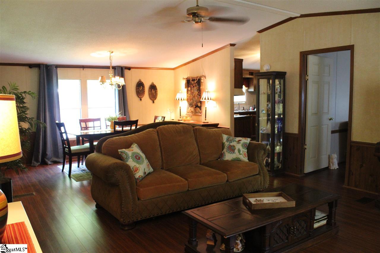 197 Corral Drive Honea Path, SC 29654 - Photo 4 of 25 Gallery Image 4