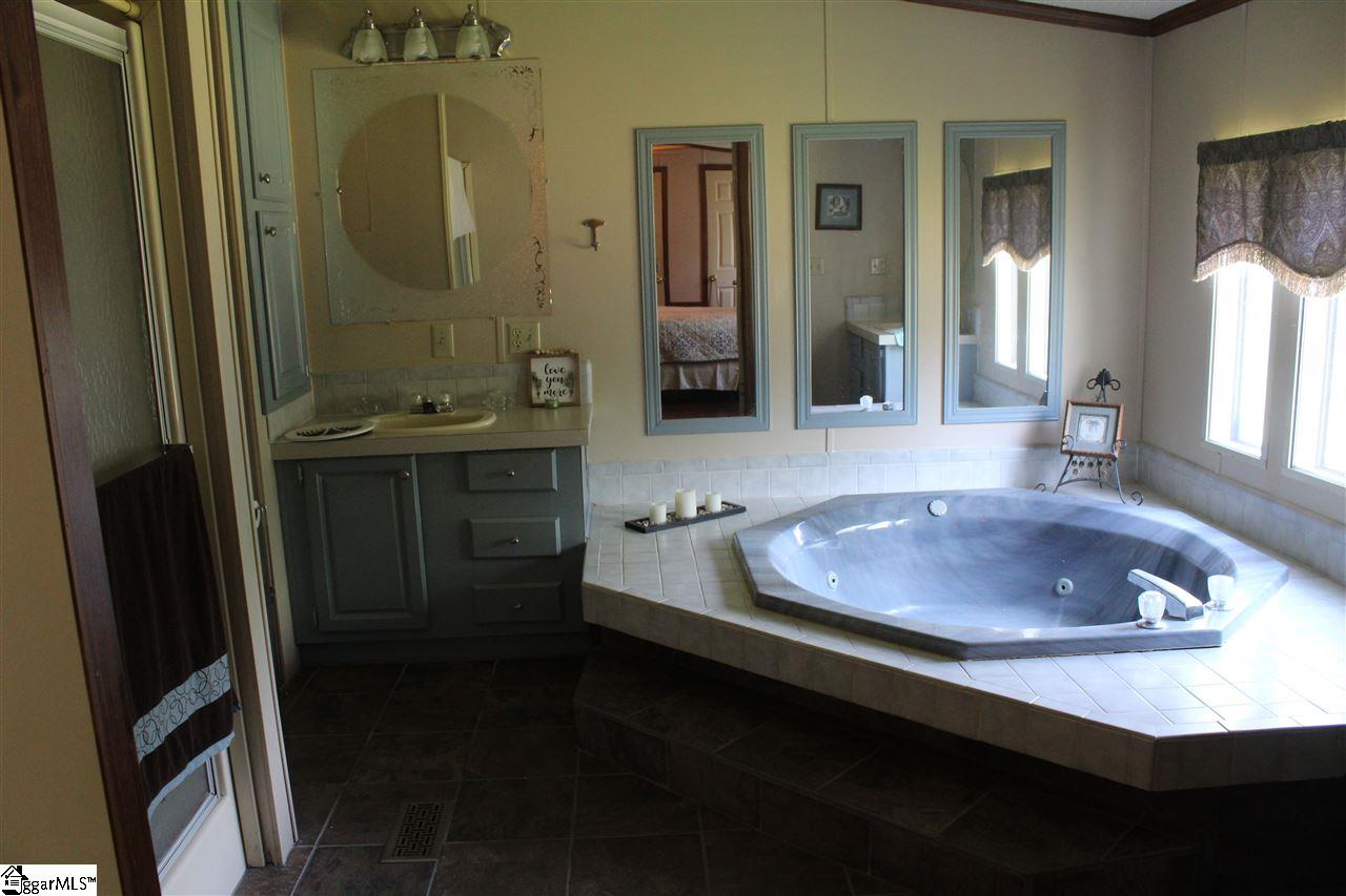 197 Corral Drive Honea Path, SC 29654 - Photo 8 of 25 Gallery Image 8