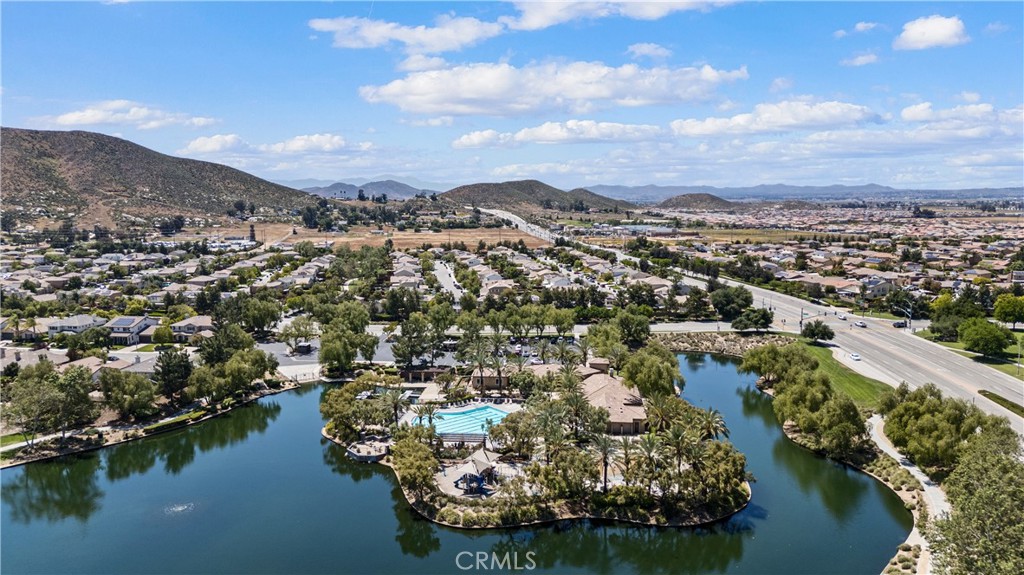 28264 Spring Creek Way Menifee, CA 92585 - Photo 29 of 35 Fully stocked year round with fish