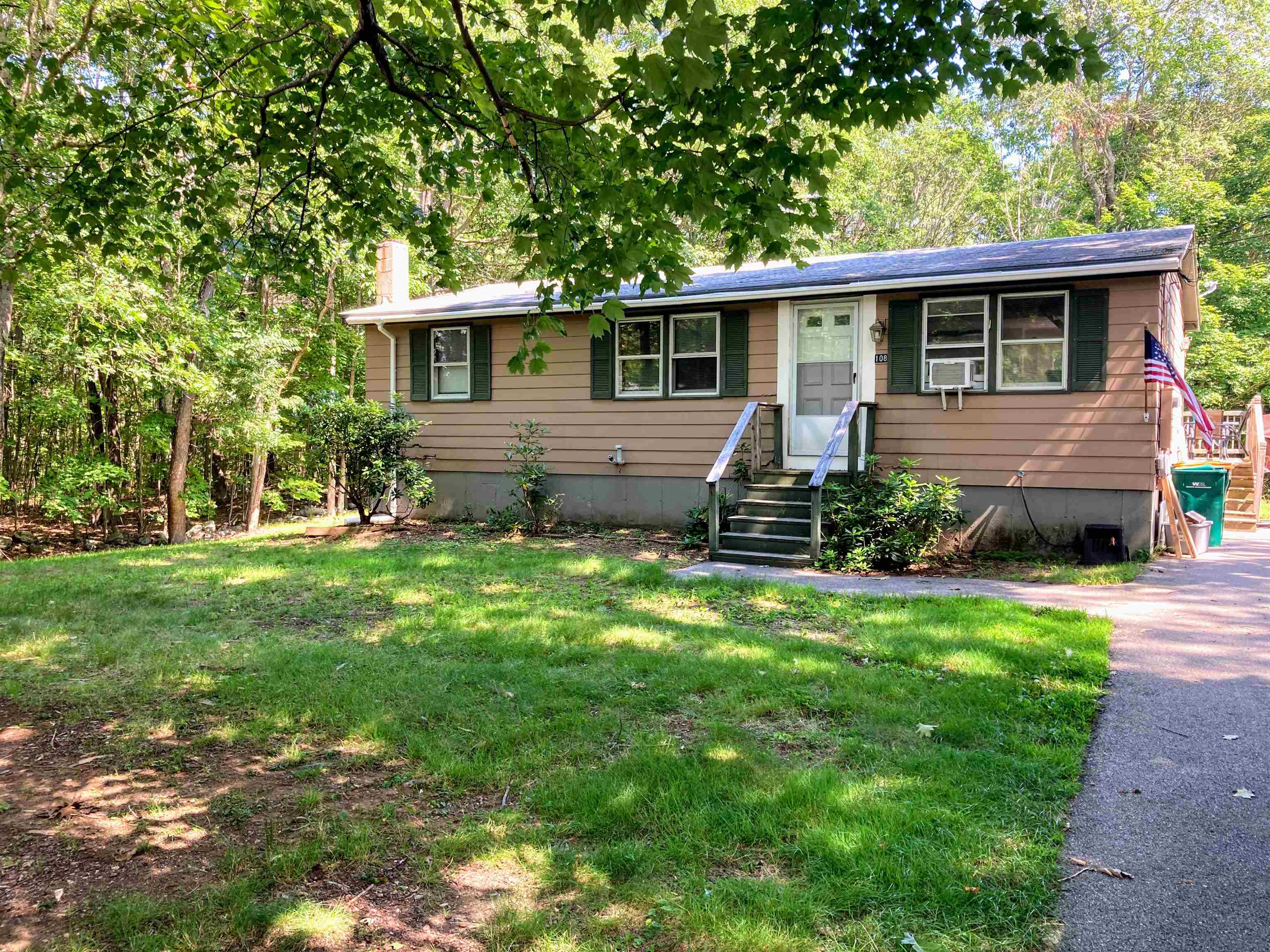 108 Crow Hill Road Rochester, NH 03868 - Photo 1 of 13 Gallery Image 1