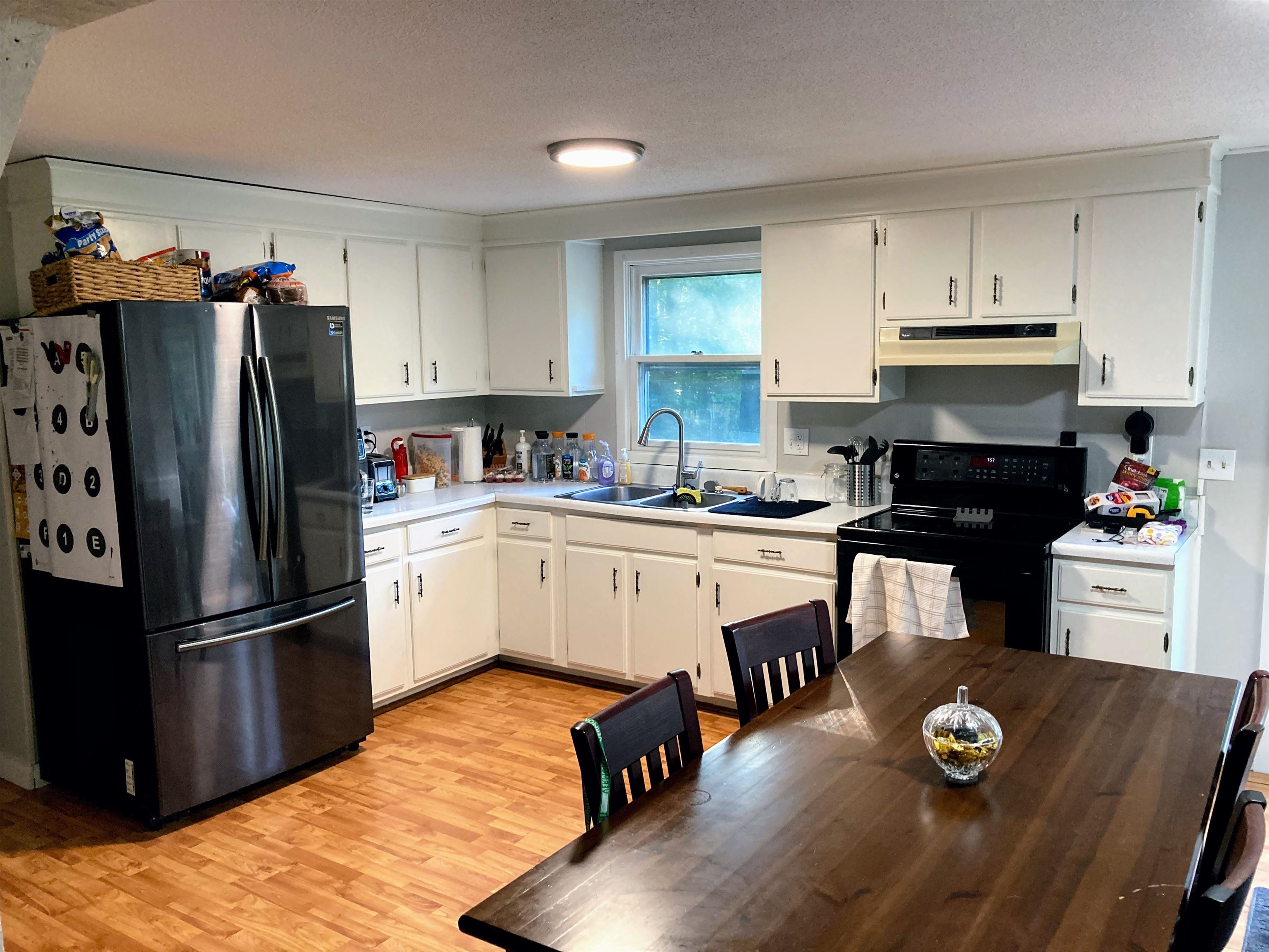 108 Crow Hill Road Rochester, NH 03868 - Photo 3 of 13 Gallery Image 3