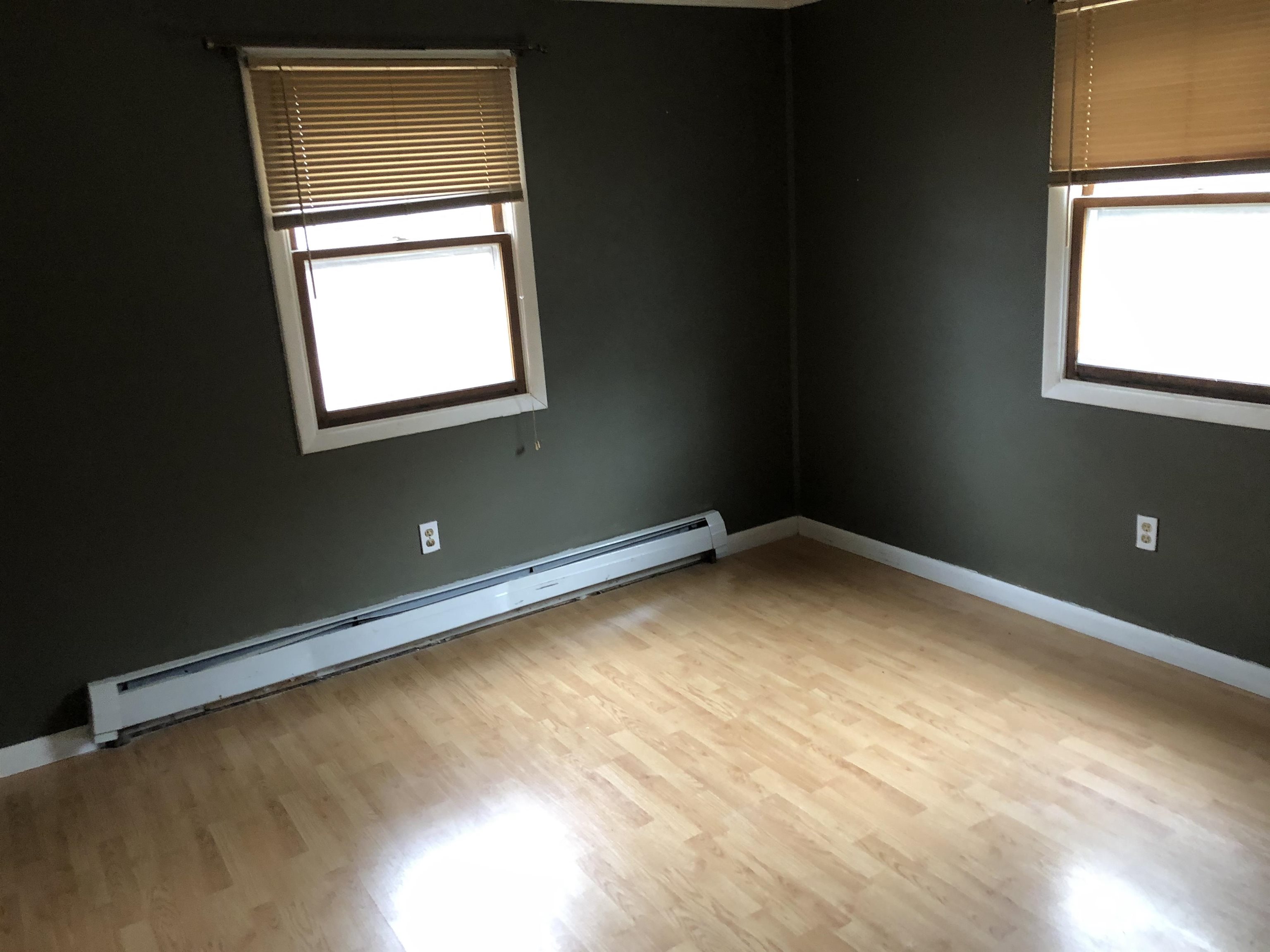 108 Crow Hill Road Rochester, NH 03868 - Photo 5 of 13 Gallery Image 5
