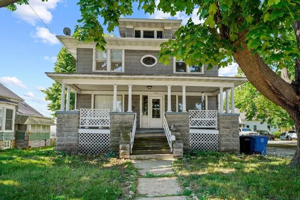 $199,900 | 513 Ceape Avenue, Oshkosh, WI 54901