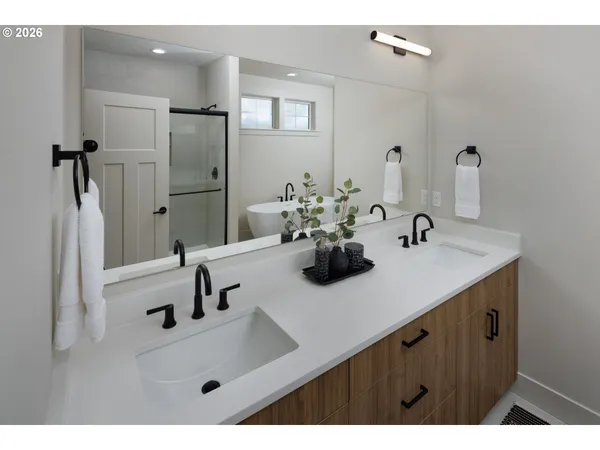 $699,000 | 421 West 21st Street, The Dalles, OR 97058