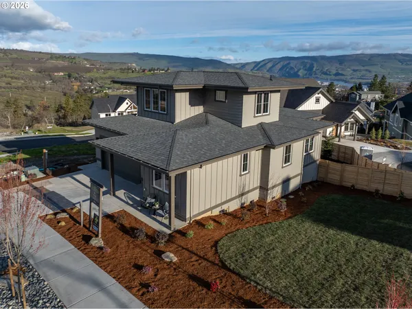 $699,000 | 421 West 21st Street, The Dalles, OR 97058
