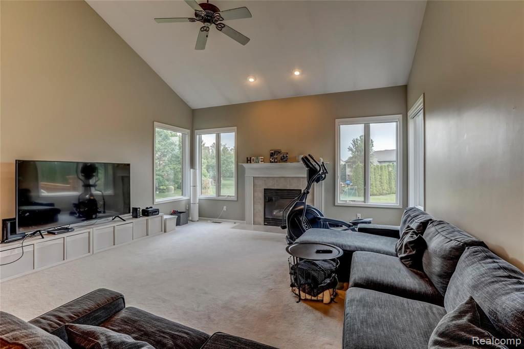 608 Appoline Court Rochester, MI 48307 - Photo 7 of 49