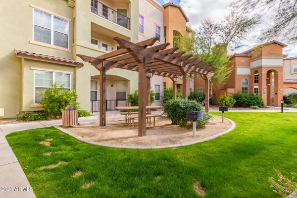 $230,000 | 14575 West Mountain View Boulevard, Unit 11301, Surprise, AZ 85374