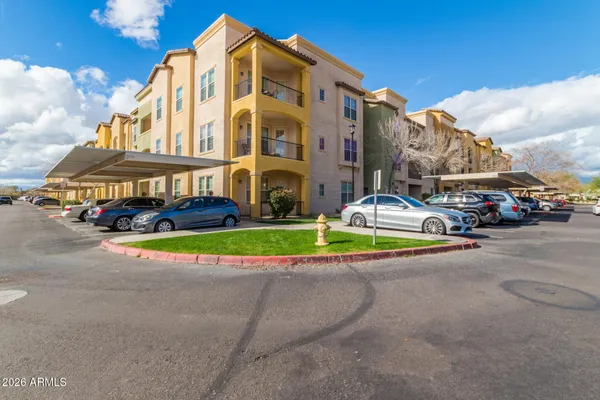 $230,000 | 14575 West Mountain View Boulevard, Unit 11301, Surprise, AZ 85374