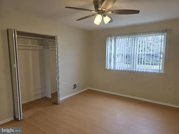 $1,950 | 22-2 Florence Tollgate, Florence, NJ 08518