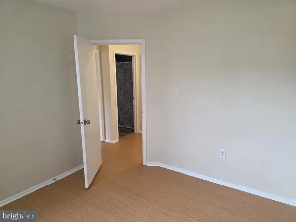 $1,950 | 22-2 Florence Tollgate, Florence, NJ 08518