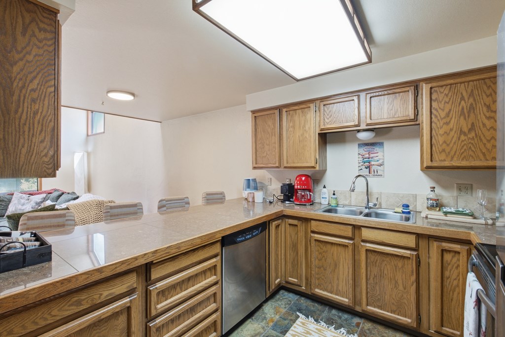 1607 Davis Avenue, Unit 56 McCall, ID 83638 - Photo 5 of 28