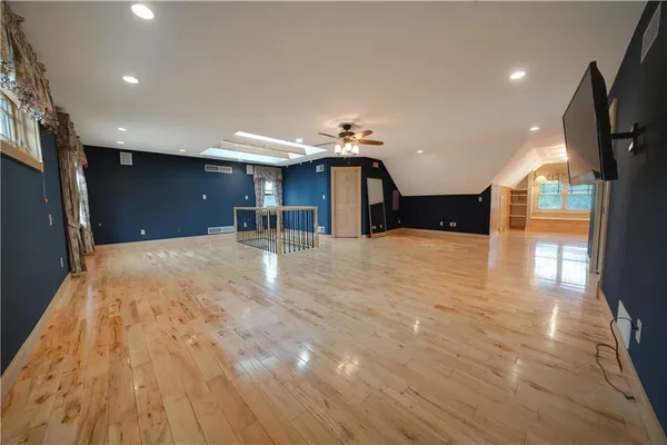 $539,900 | 657 Lakeview Drive, Washington, PA 15301