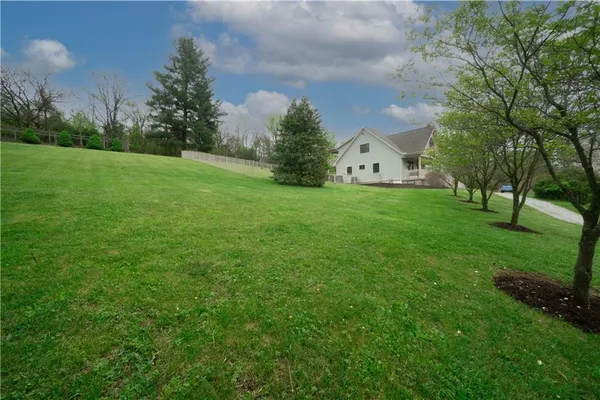 $539,900 | 657 Lakeview Drive, Washington, PA 15301