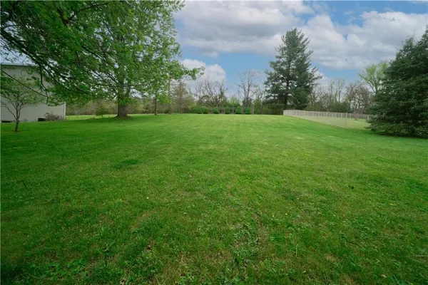 $539,900 | 657 Lakeview Drive, Washington, PA 15301