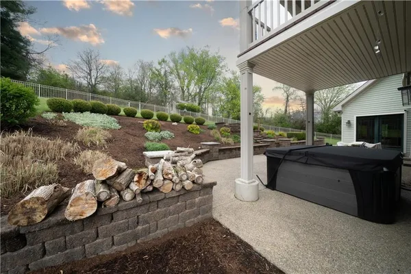 $539,900 | 657 Lakeview Drive, Washington, PA 15301