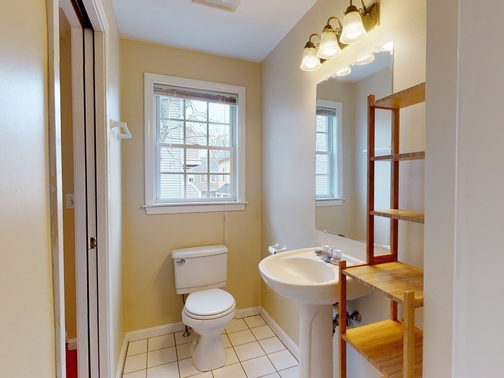47 Alder Street, Unit 22 Waltham, MA 02453 - Photo 14 of 27