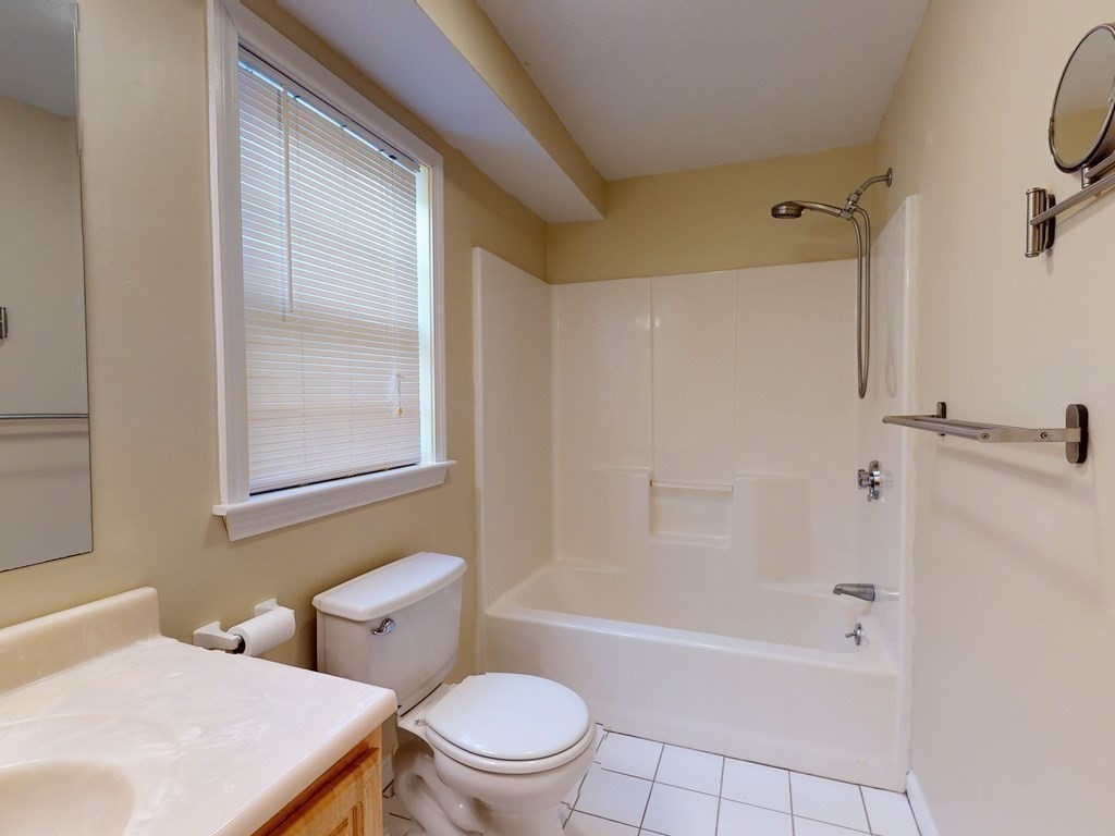 47 Alder Street, Unit 22 Waltham, MA 02453 - Photo 18 of 27