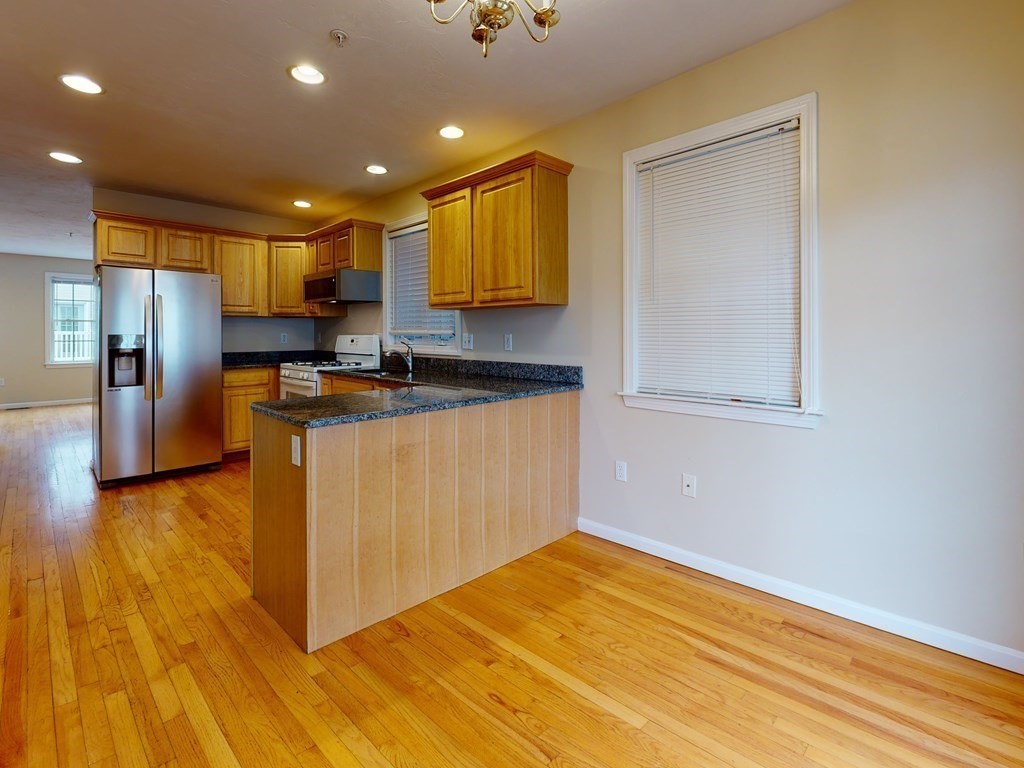 47 Alder Street, Unit 22 Waltham, MA 02453 - Photo 2 of 27