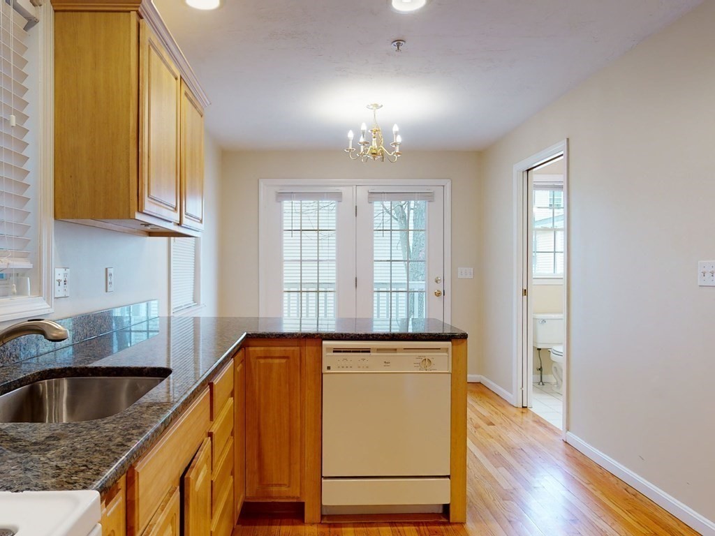 47 Alder Street, Unit 22 Waltham, MA 02453 - Photo 8 of 27