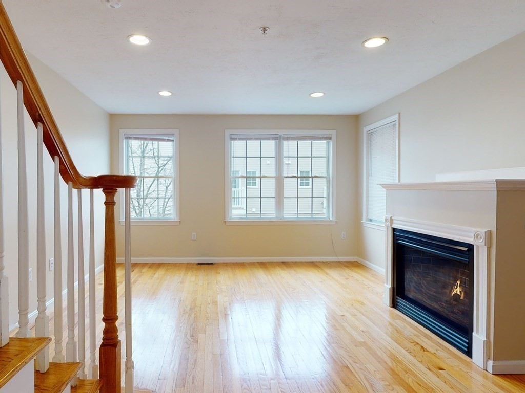 47 Alder Street, Unit 22 Waltham, MA 02453 - Photo 9 of 27