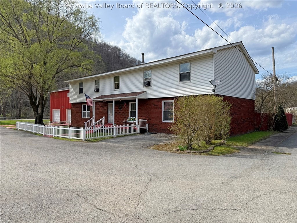 41 Flat Top Camp Road Wharton, WV 25208 - Photo 2 of 50 Gallery Image 2