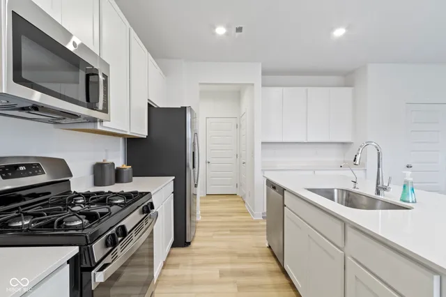 $3,295 | 19441 Beruna Way, Westfield, IN 46074