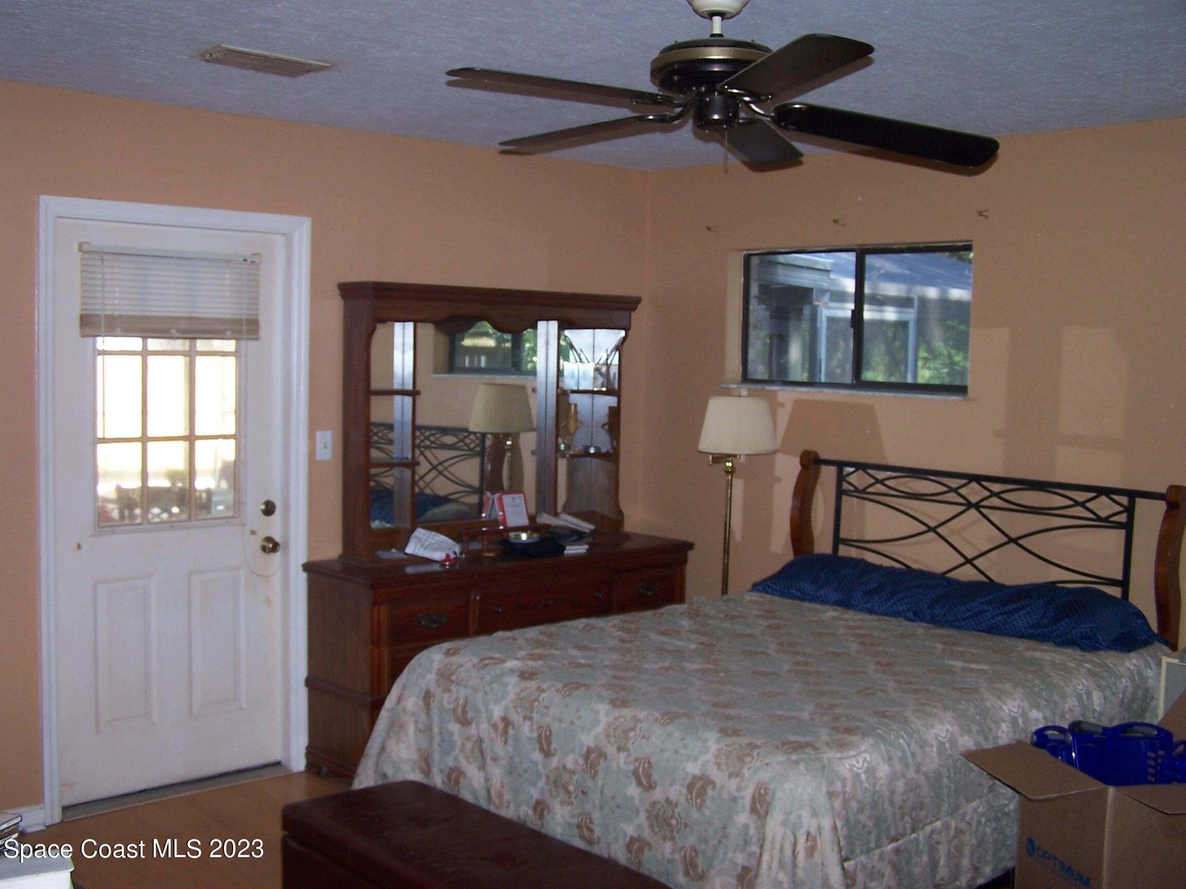 5467 Bridge Road Cocoa, FL 32927 - Photo 7 of 21 100_3284