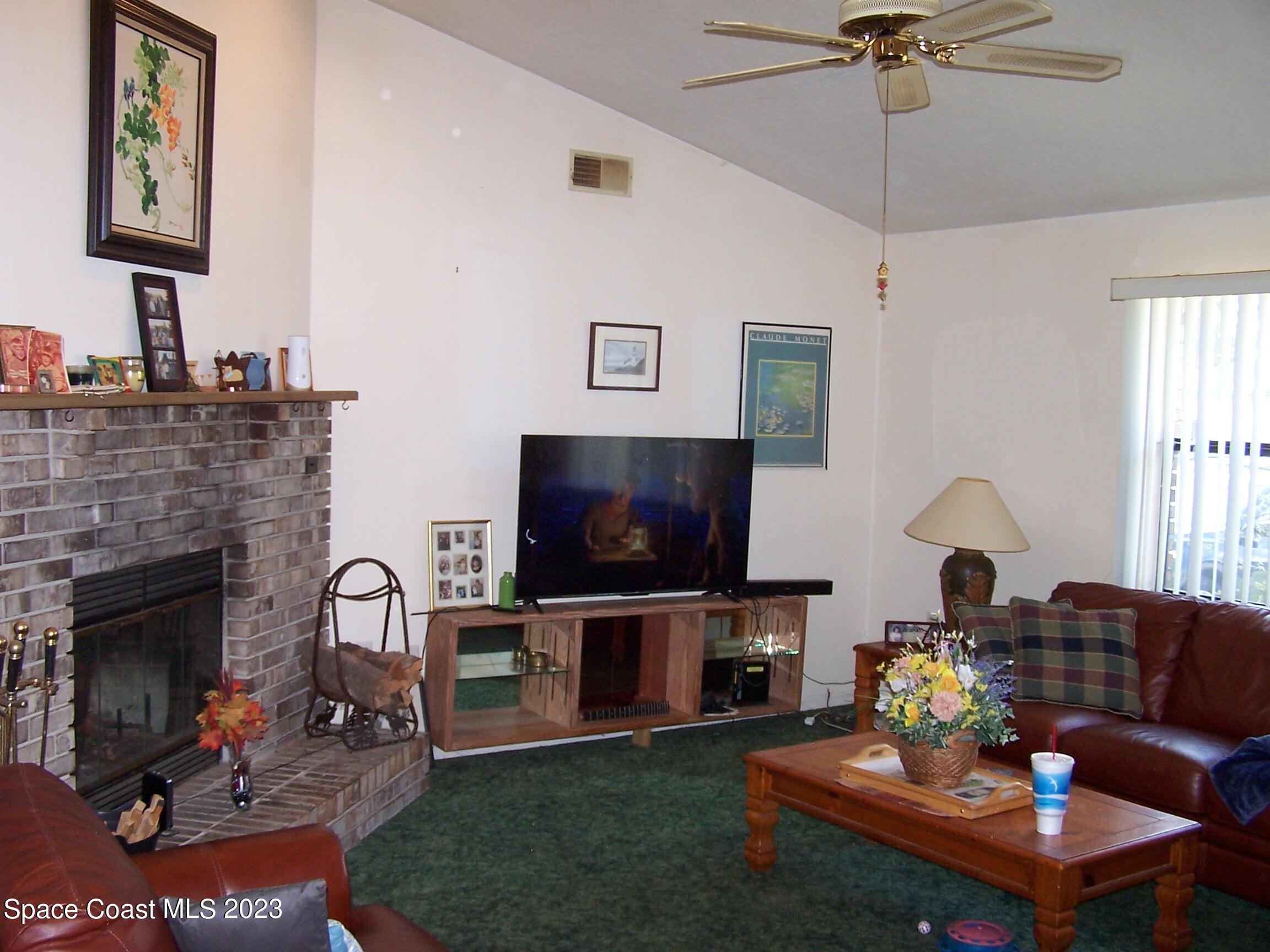 5467 Bridge Road Cocoa, FL 32927 - Photo 8 of 21 100_3285