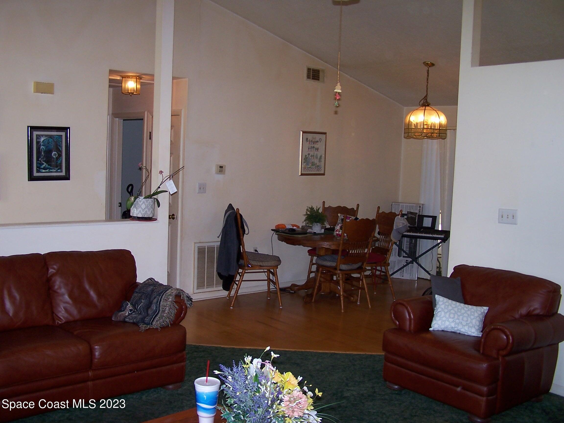 5467 Bridge Road Cocoa, FL 32927 - Photo 10 of 21 100_3287