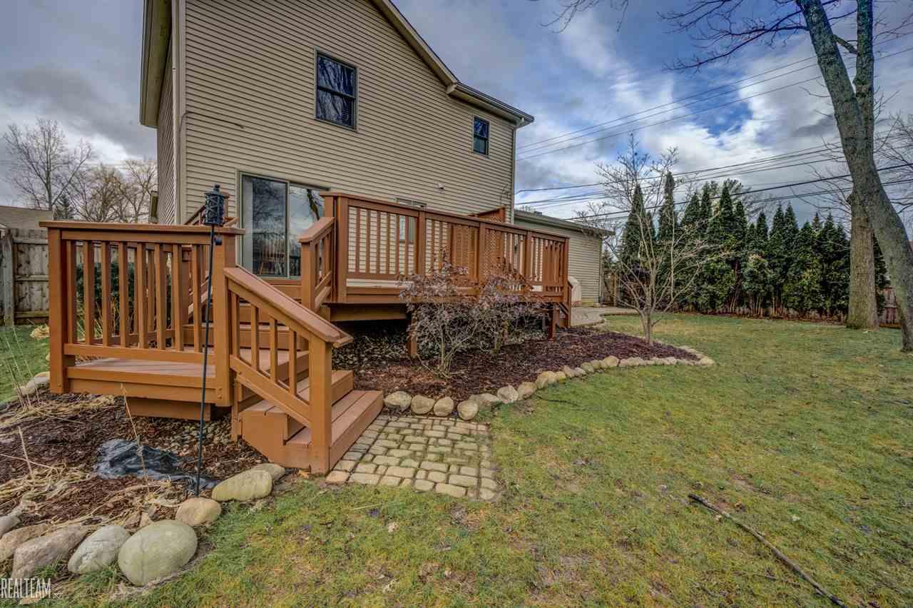 1753 Ruby Avenue Rochester, MI 48309 - Photo 30 of 33 31340721-29.JPG