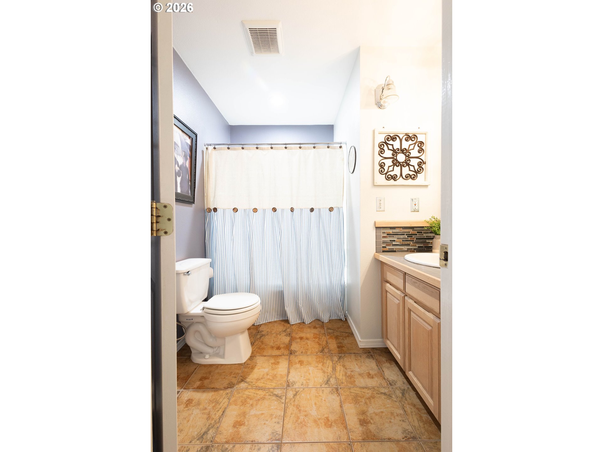 60908 Stackland Road Cove, OR 97824 - Photo 15 of 45 Bathroom