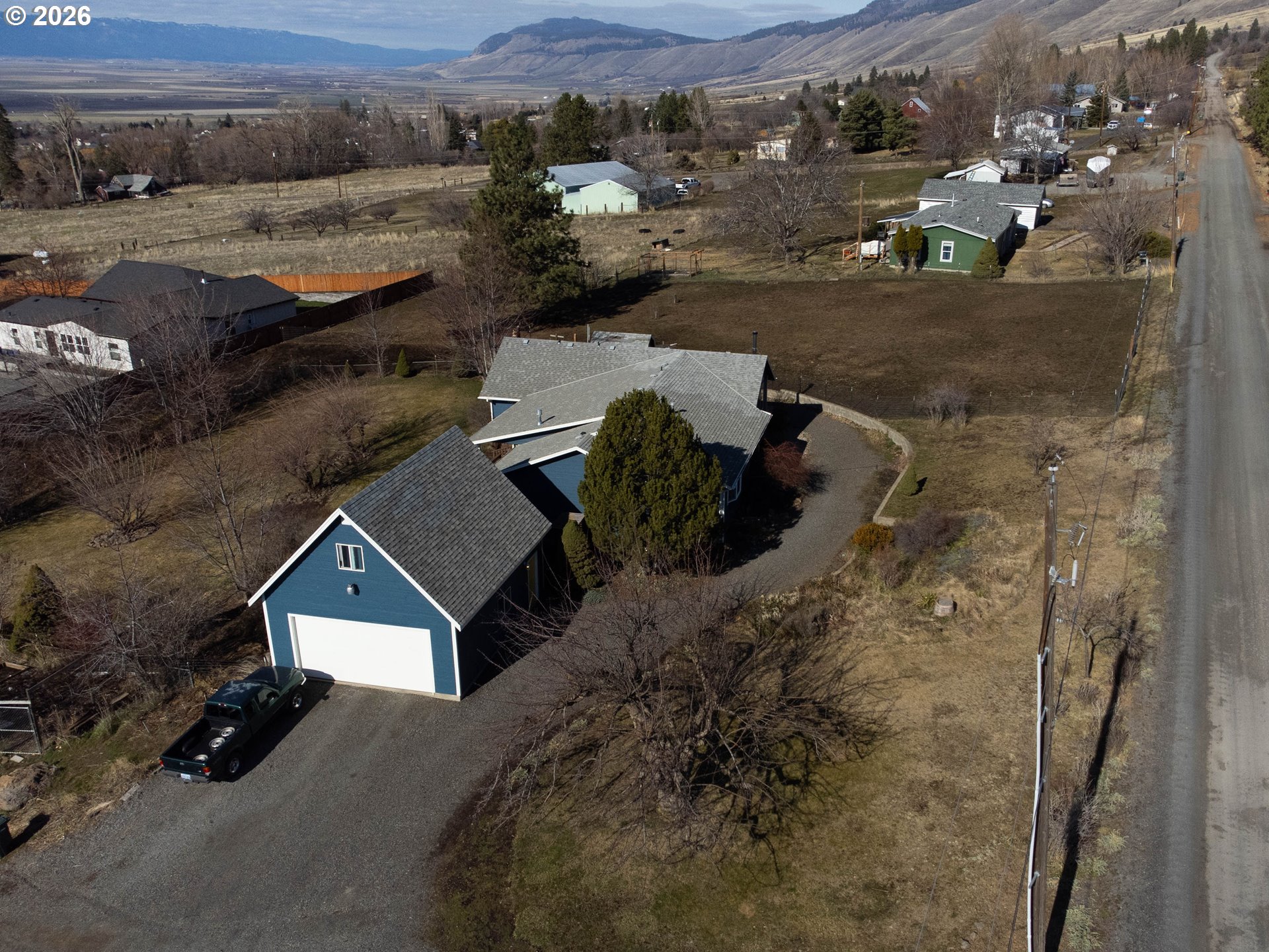 60908 Stackland Road Cove, OR 97824 - Photo 29 of 45 Garage