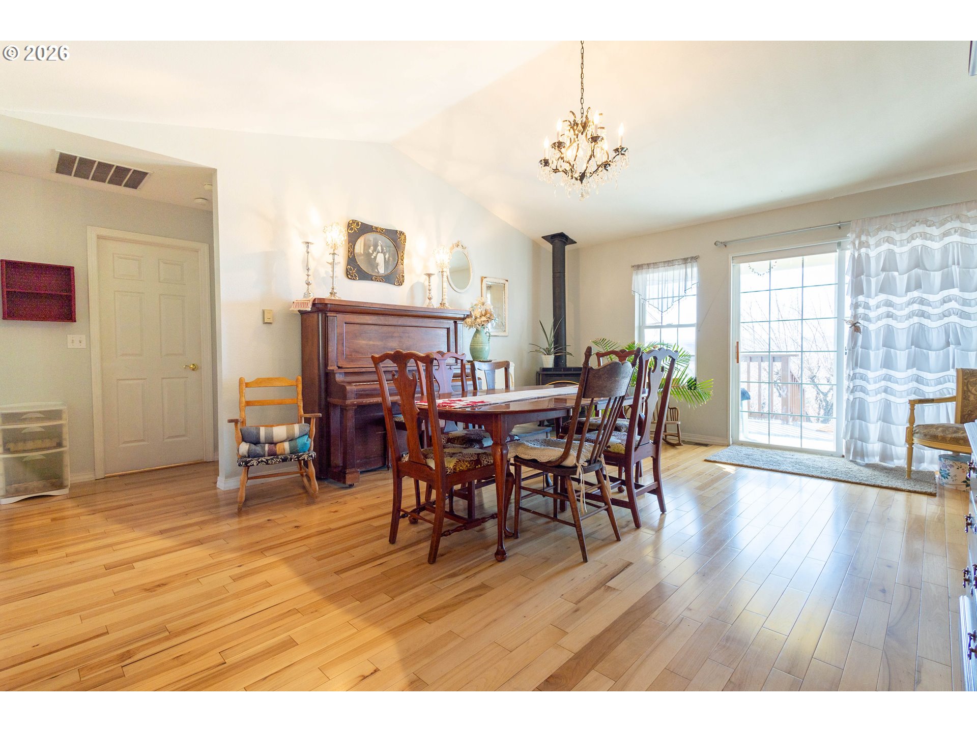 60908 Stackland Road Cove, OR 97824 - Photo 7 of 45 Dining Room
