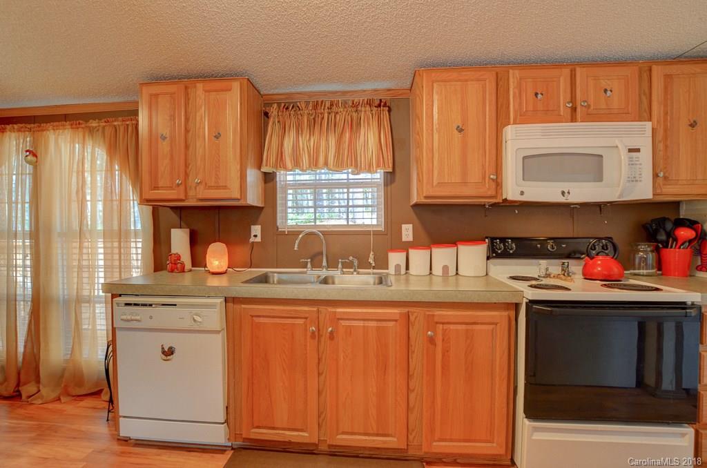 45 Beach Crest Rise, Unit 6 Leicester, NC 28748 - Photo 9 of 23 Gallery Image 9