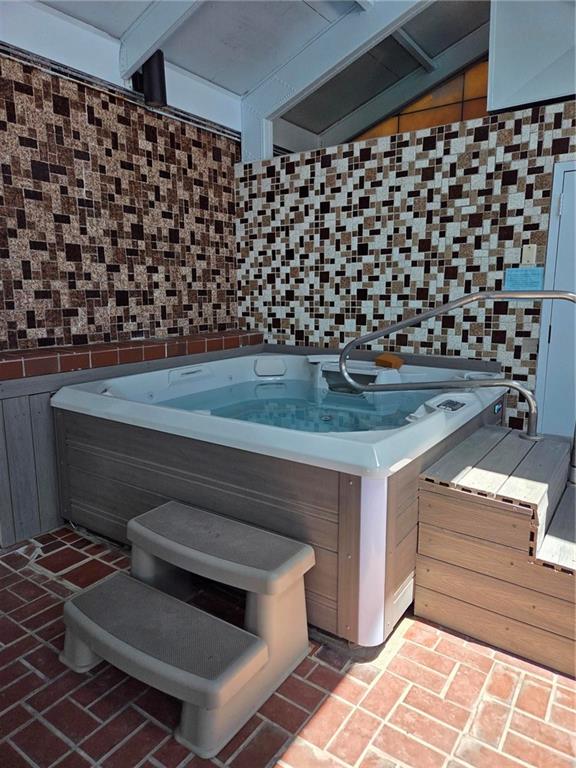 2120 Greentree Road, Unit 102E Pittsburgh, PA 15220 - Photo 30 of 32