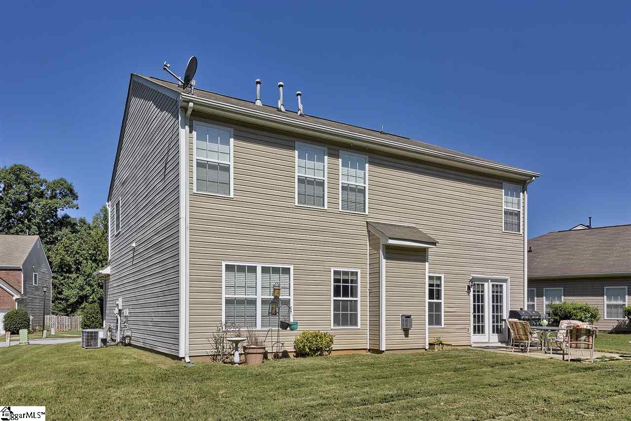 18 Farmbrook Way Simpsonville, SC 29681 - Photo 2 of 35 Gallery Image 2