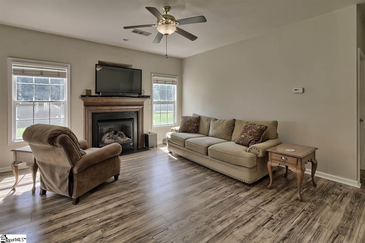 18 Farmbrook Way Simpsonville, SC 29681 - Photo 14 of 35 Gallery Image 14