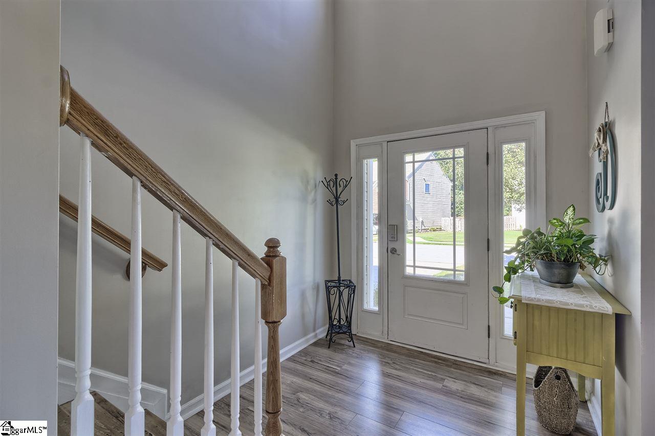 18 Farmbrook Way Simpsonville, SC 29681 - Photo 3 of 35 Gallery Image 3