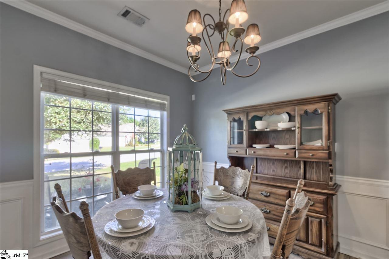 18 Farmbrook Way Simpsonville, SC 29681 - Photo 4 of 35 Gallery Image 4
