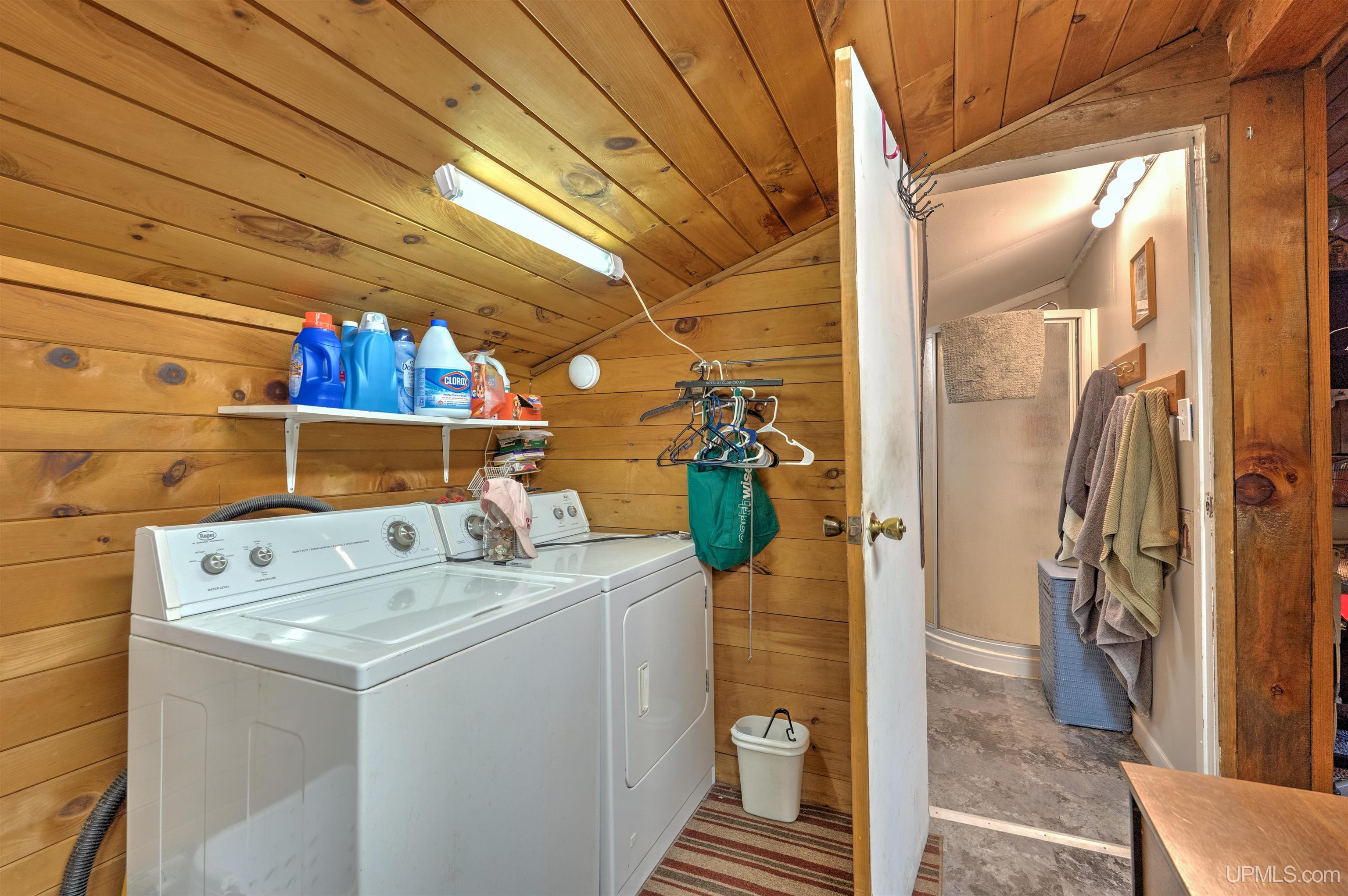 15682 Highway 2 Cooks, MI 49817 - Photo 23 of 56