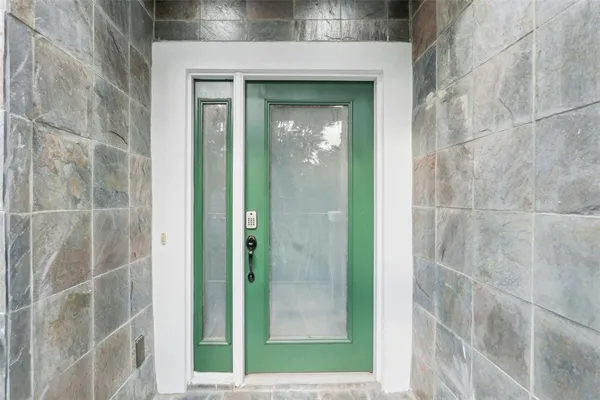 $660,000 | 14530 Damai Lane, Orlando, FL 32821