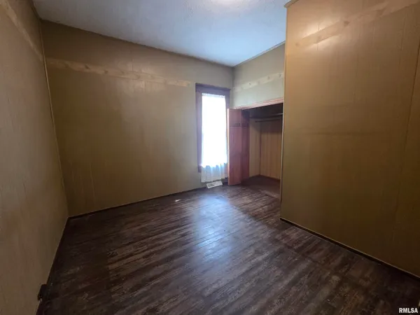 $89,000 | 330 North West Street, Carlinville, IL 62626