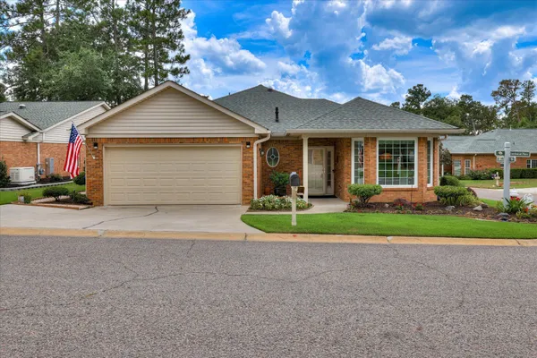 $399,900 | 503 Larchmont Place, Aiken, SC 29801