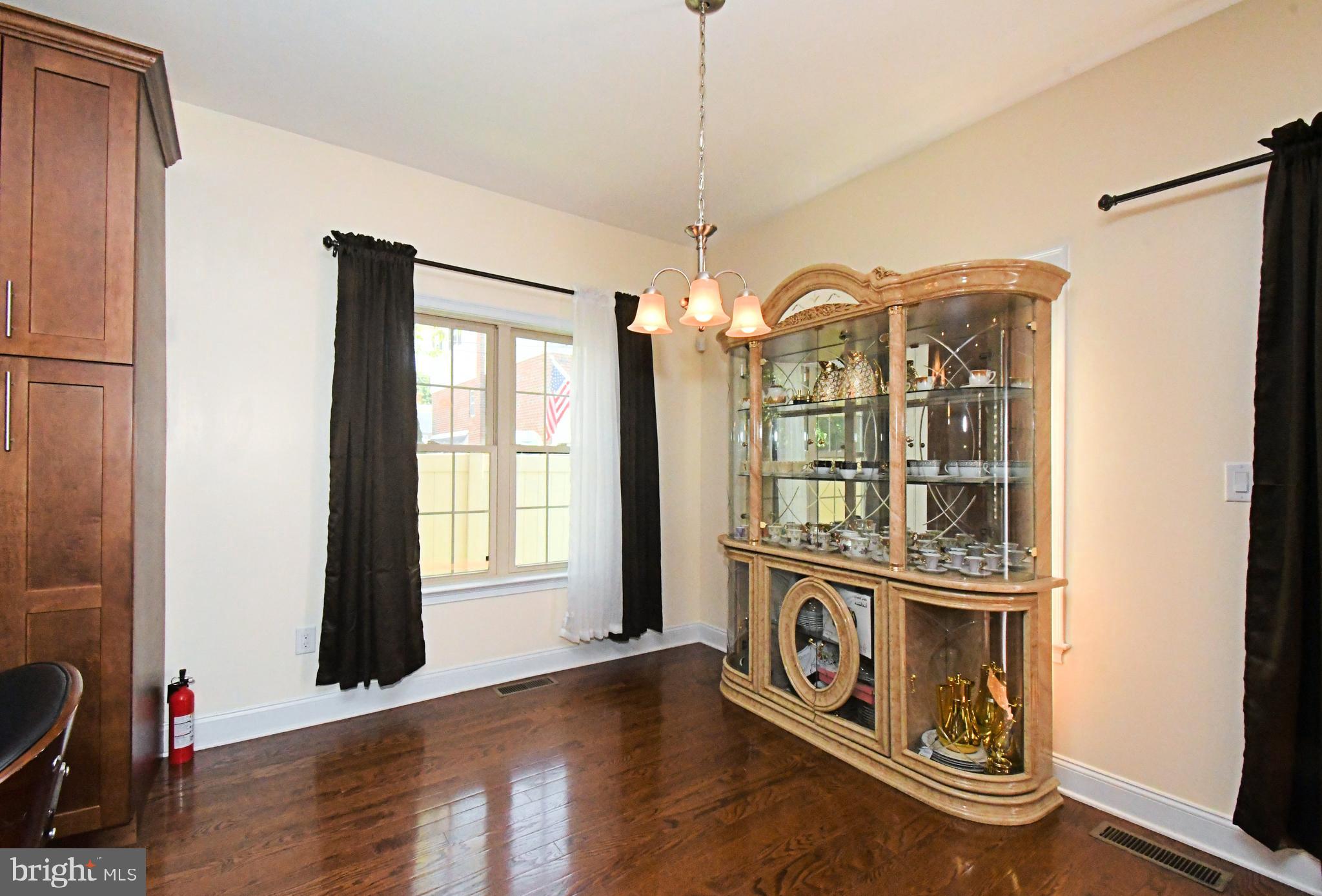 13113 Worthington Road Philadelphia, PA 19116 - Photo 15 of 63