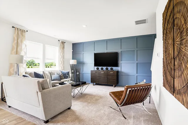 $369,995 | 8403 Grand Appaloosa Way, Indianapolis, IN 46235