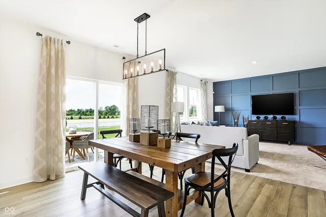 $369,995 | 8403 Grand Appaloosa Way, Indianapolis, IN 46235