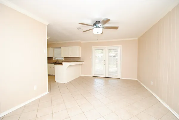 $2,400 | 10034 Cedardale Drive, Houston, TX 77055