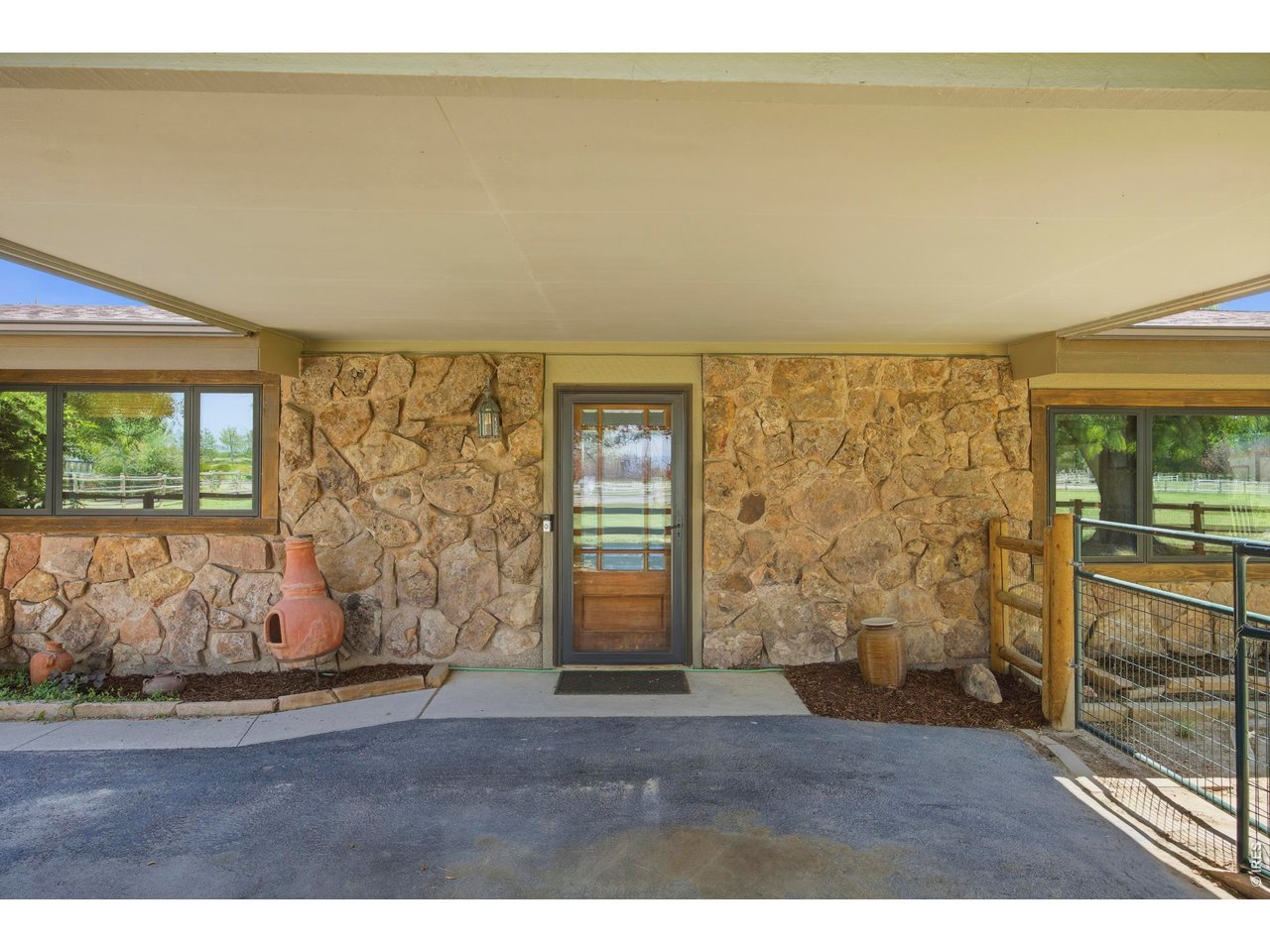 400 Ridgewood Court Fort Collins, CO 80524 - Photo 6 of 46